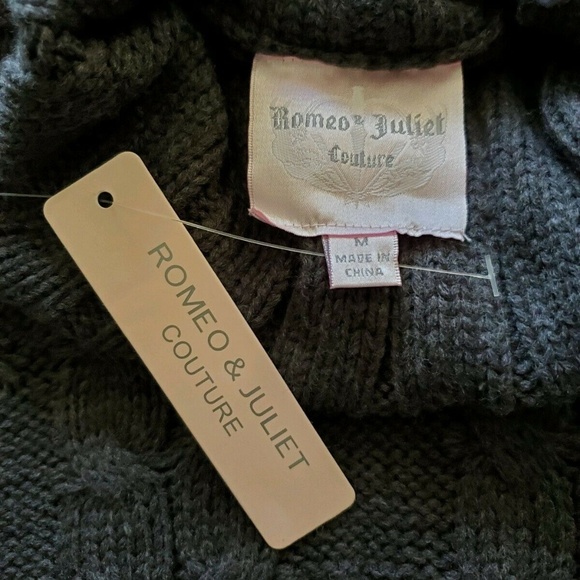 ROMEO & JULIET Short Sleeve Cowl Neck Sweater - Picture 3 of 6